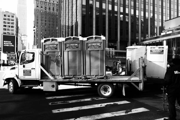 Best Porta potty rental near me  in Tipton, IN